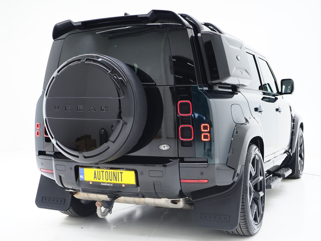 Land Rover Defender 110 2.0 P400e 110 X-Dynamic Urban 9