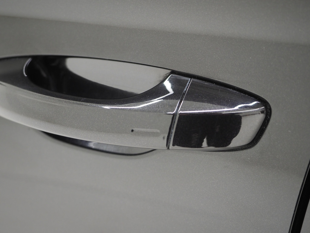 Škoda Superb Combi 1.4 TSI iV Laurin & Klement 14