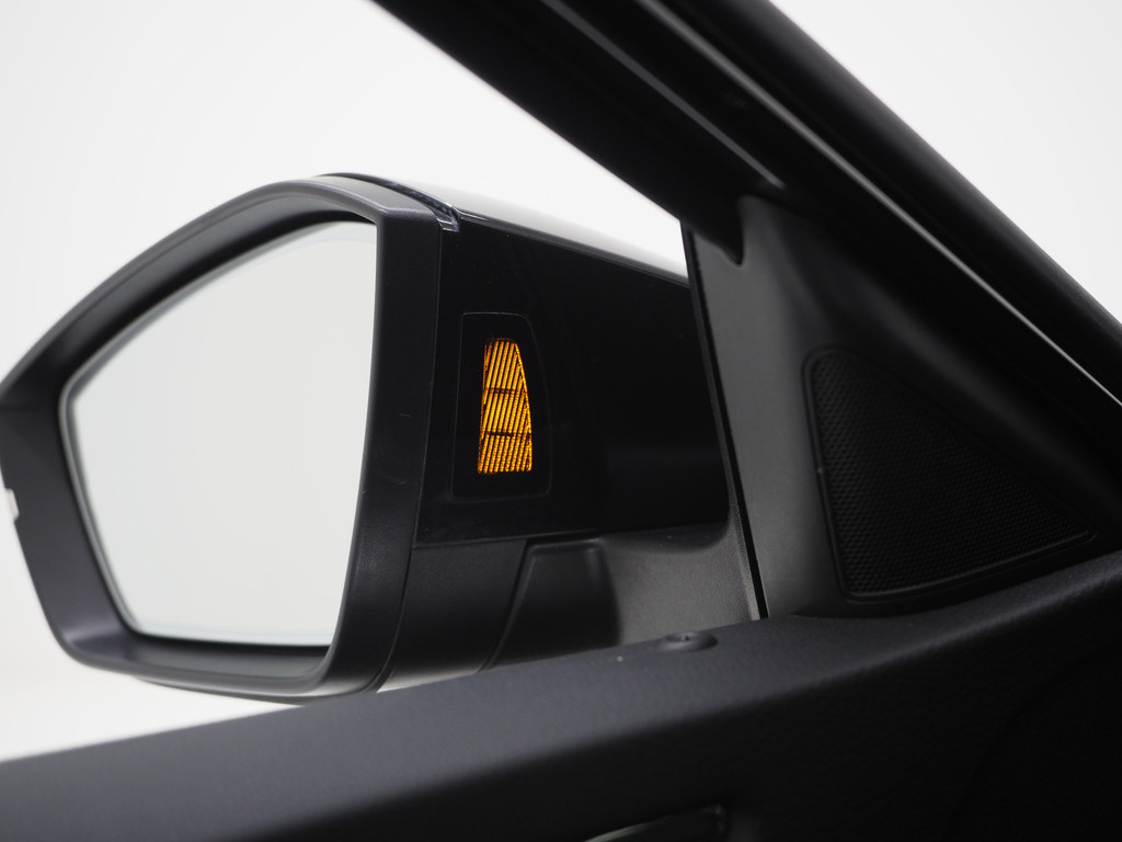 Škoda Superb Combi 1.4 TSI iV Laurin & Klement 15