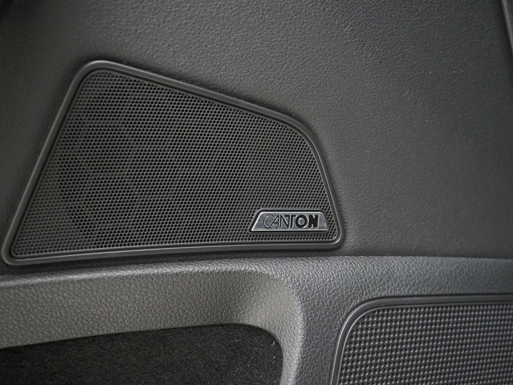 Škoda Superb Combi 1.4 TSI iV Laurin & Klement 63