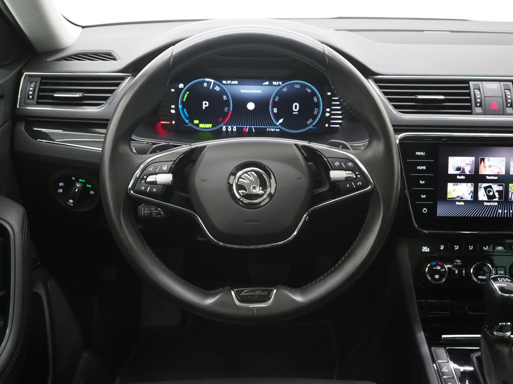 Škoda Superb Combi 1.4 TSI iV Laurin & Klement 83