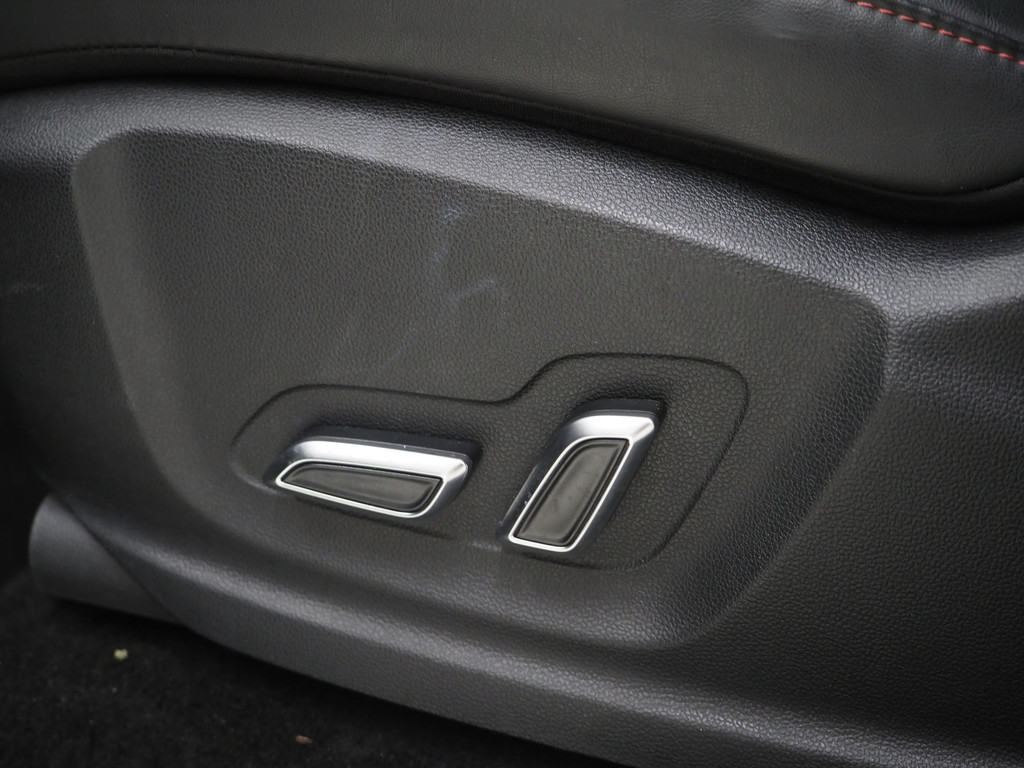 MG EHS 1.5 TGDI Luxury 19