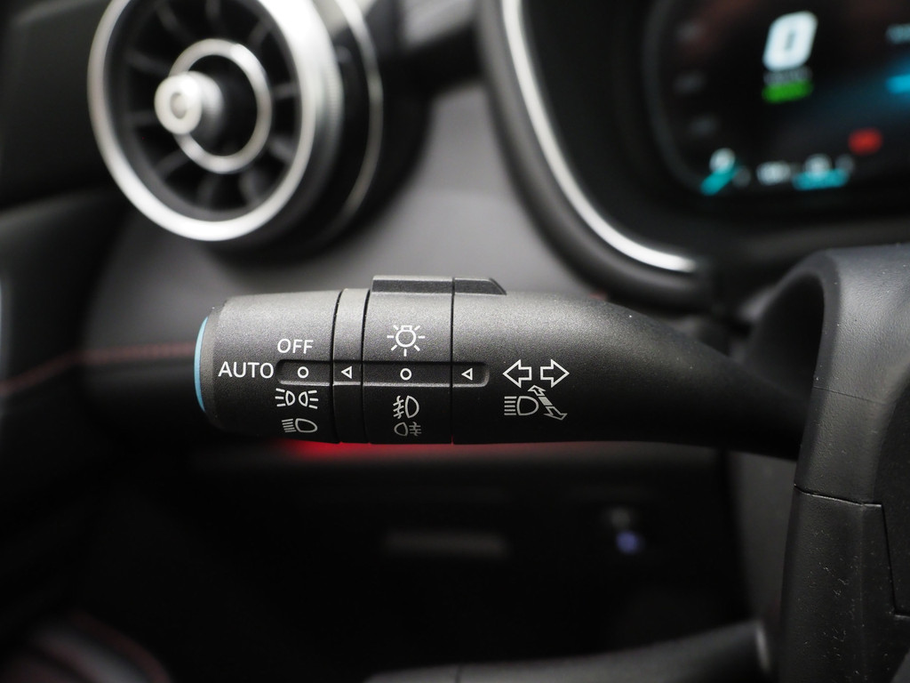 MG EHS 1.5 TGDI Luxury 20