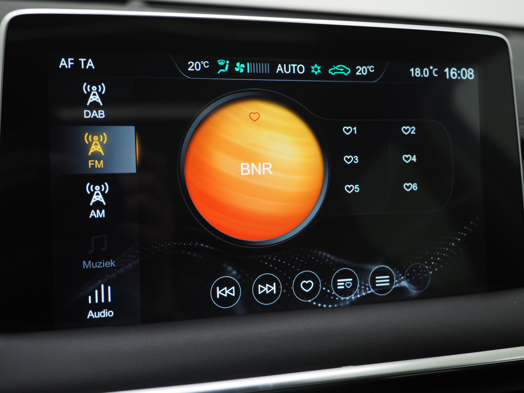 MG EHS 1.5 TGDI Luxury 26