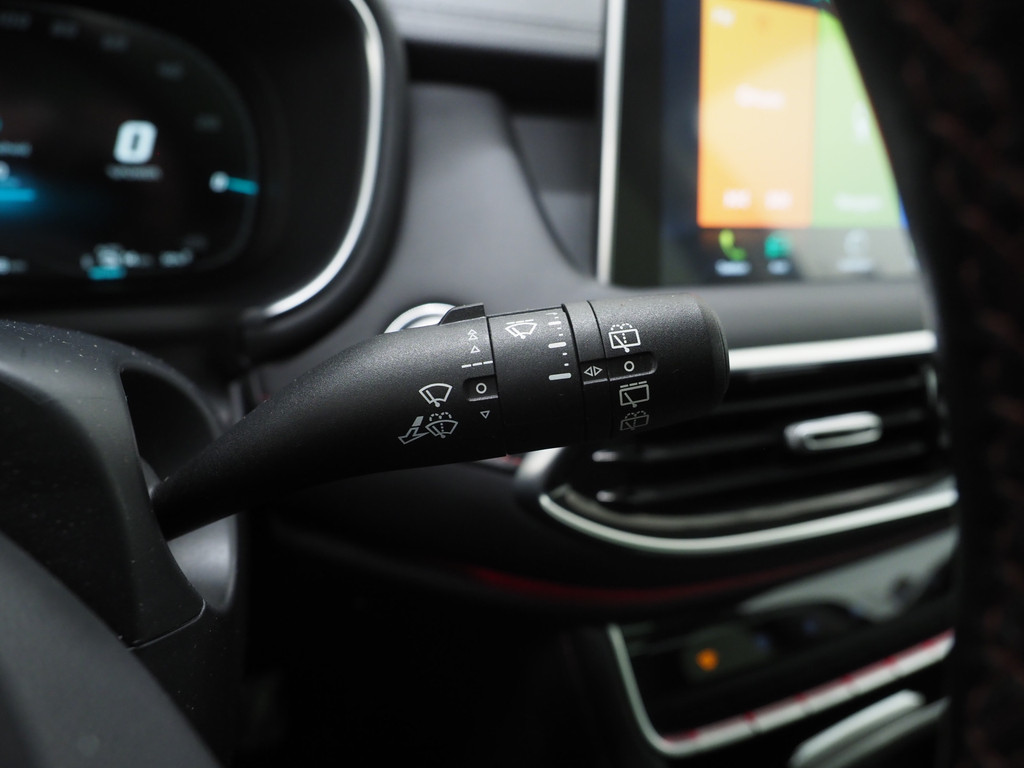 MG EHS 1.5 TGDI Luxury 62