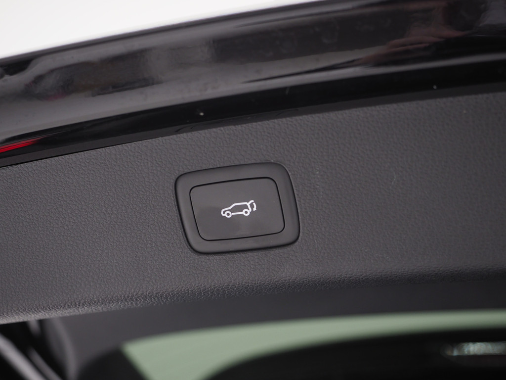 MG EHS 1.5 TGDI Luxury 75