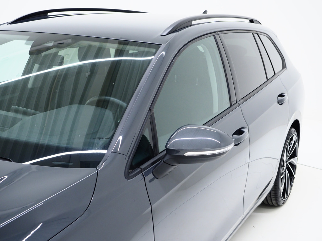 Volkswagen Golf Variant 1.0 TSI 12