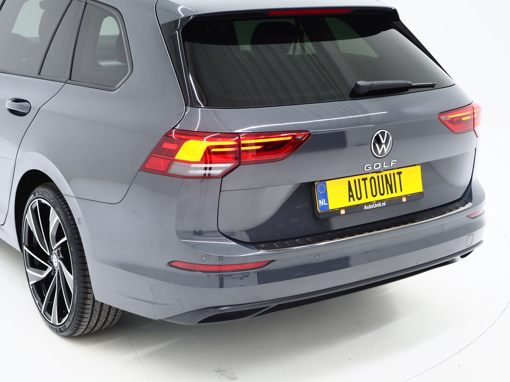 Volkswagen Golf Variant 1.0 TSI 13