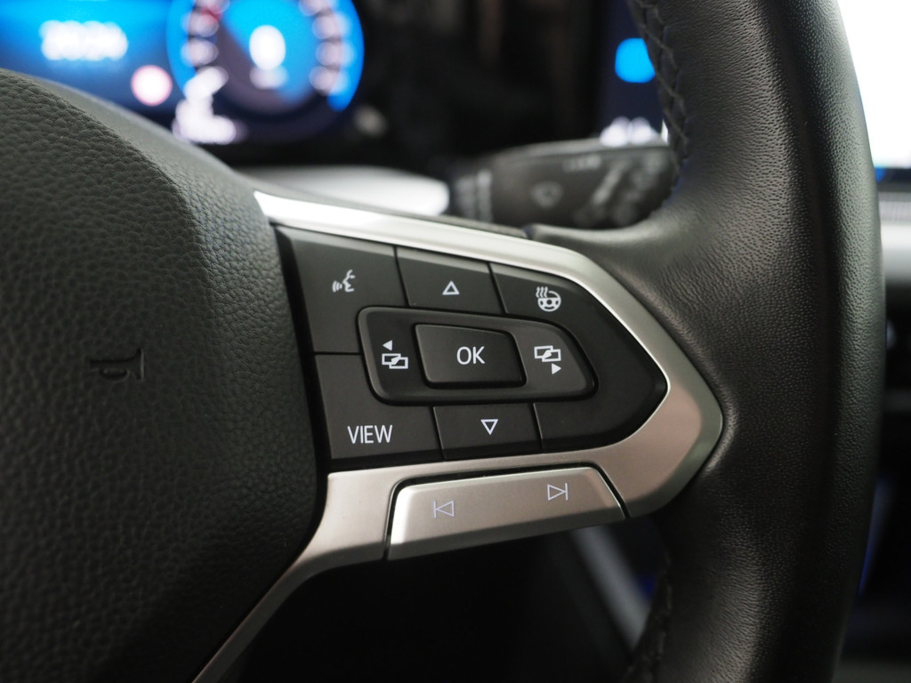 Volkswagen Golf Variant 1.0 TSI 21