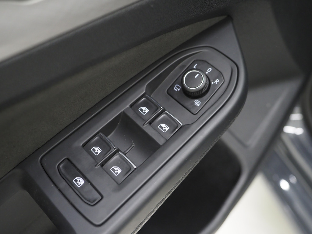 Volkswagen Golf Variant 1.0 TSI 51