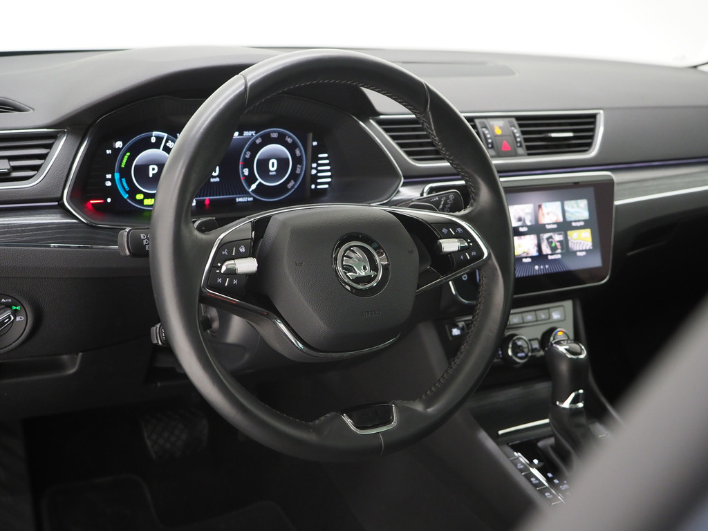 Škoda Superb Combi 1.4 TSI iV Style 17