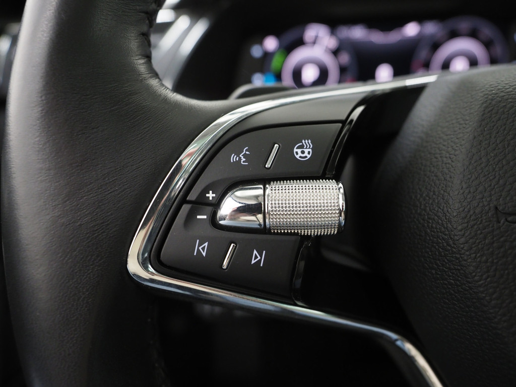 Škoda Superb Combi 1.4 TSI iV Style 24