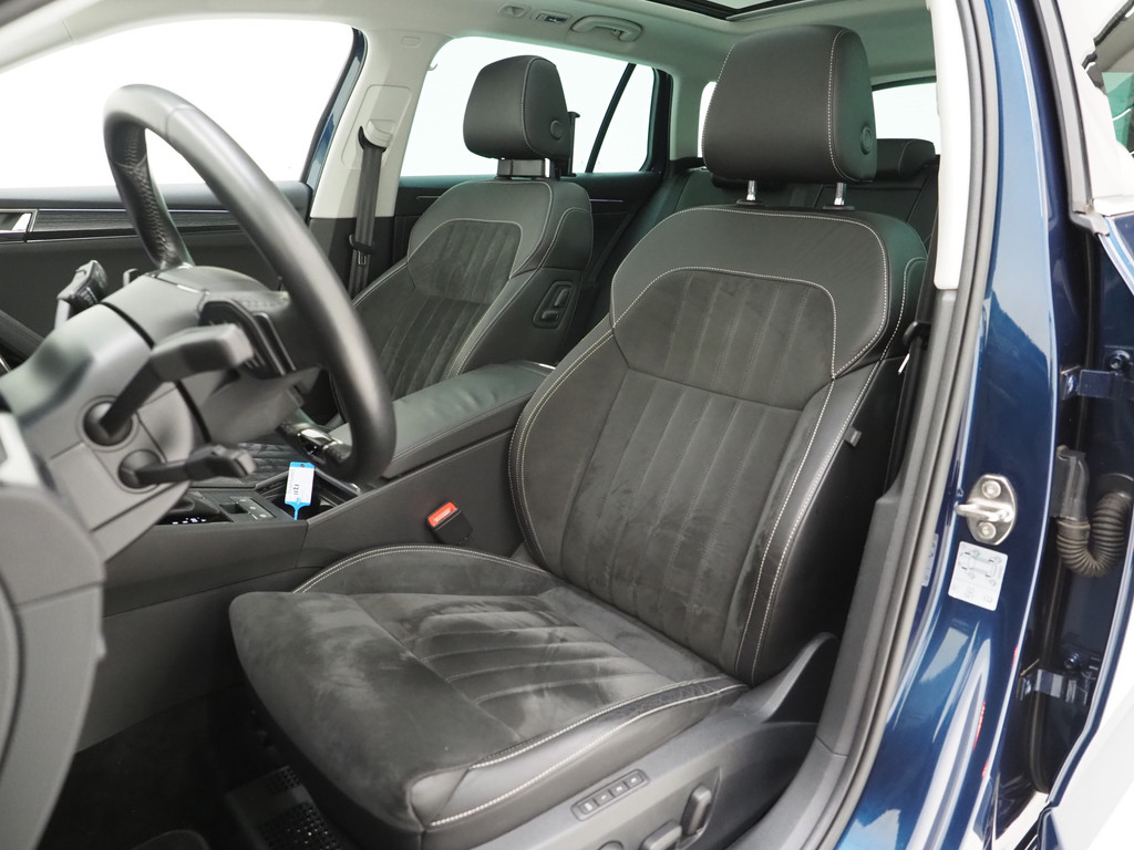 Škoda Superb Combi 1.4 TSI iV Style 3