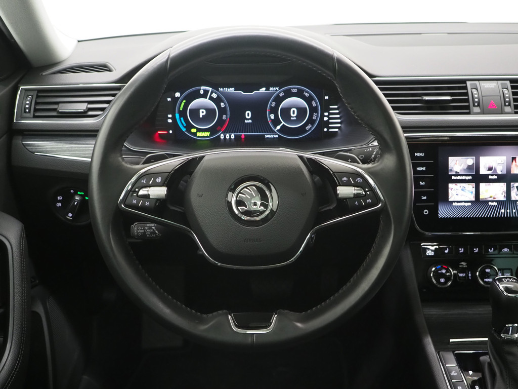 Škoda Superb Combi 1.4 TSI iV Style 39