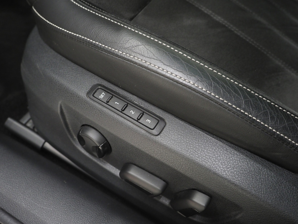 Škoda Superb Combi 1.4 TSI iV Style 66