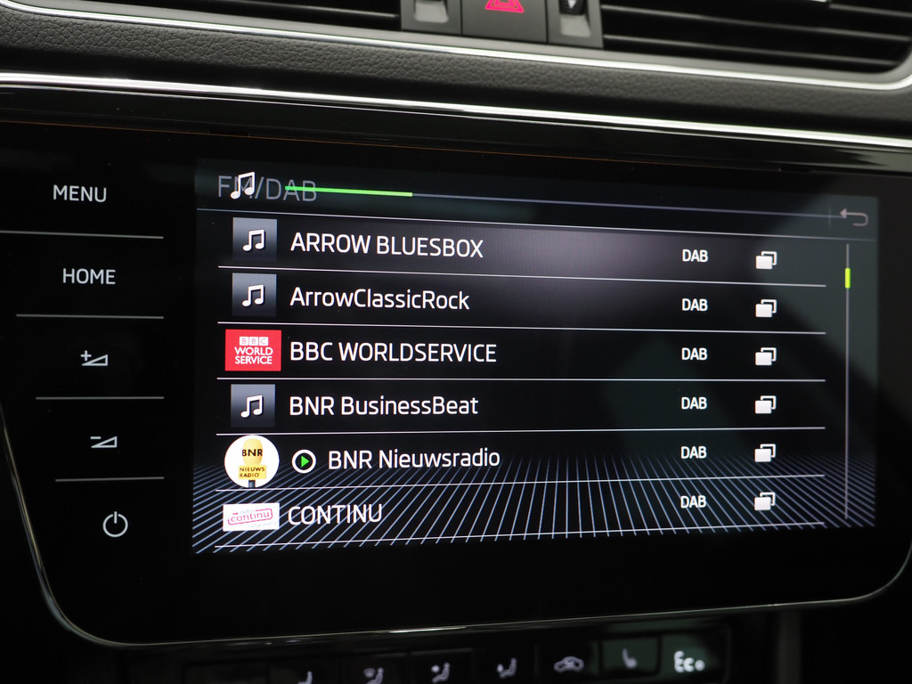 Škoda Superb Combi 1.4 TSI iV Style 74