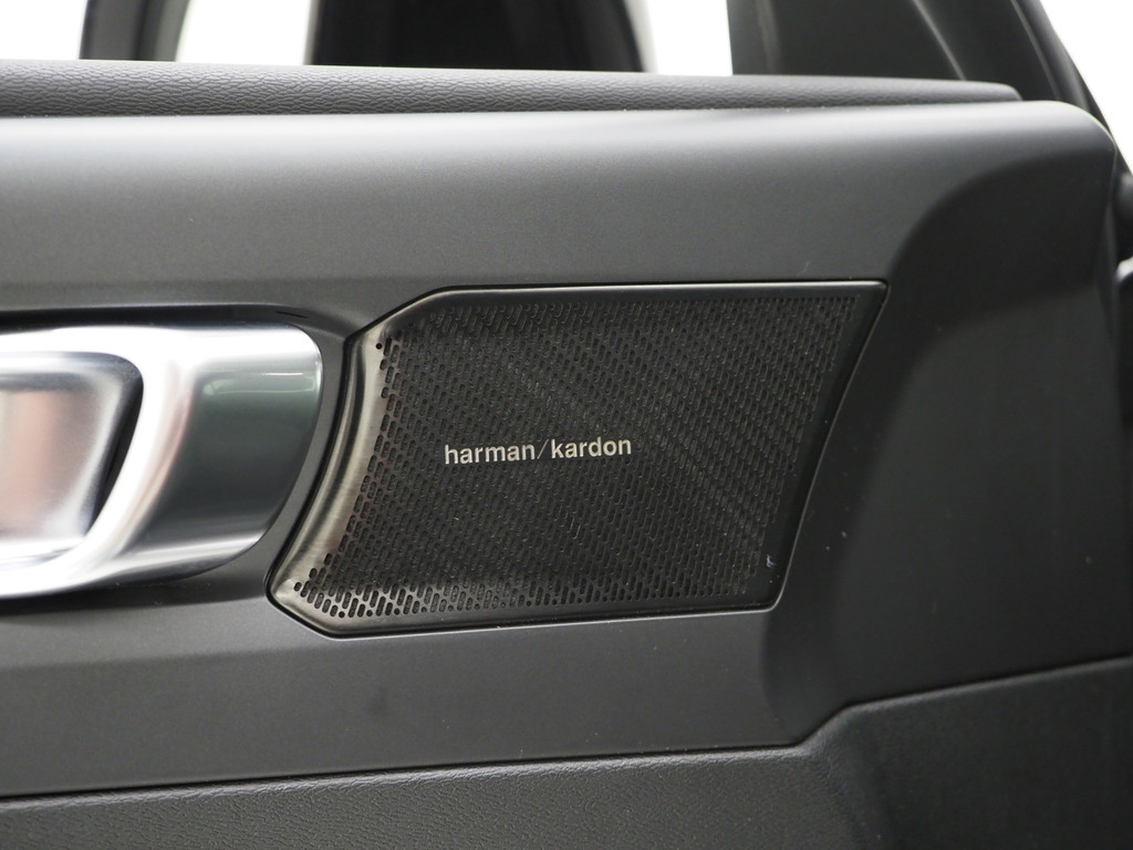 Volvo XC40 1.5 T5 Recharge R-Design 18