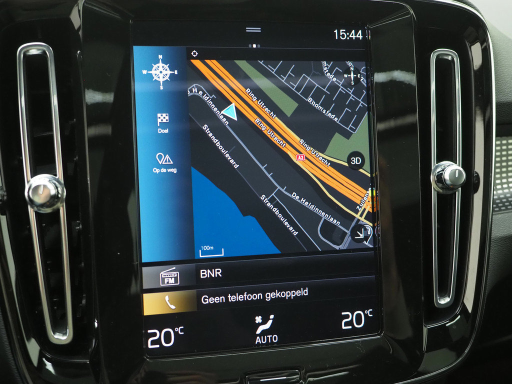 Volvo XC40 1.5 T5 Recharge R-Design 27