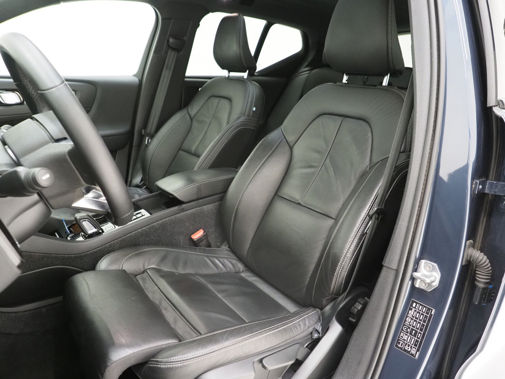 Volvo XC40 1.5 T5 Recharge R-Design 43