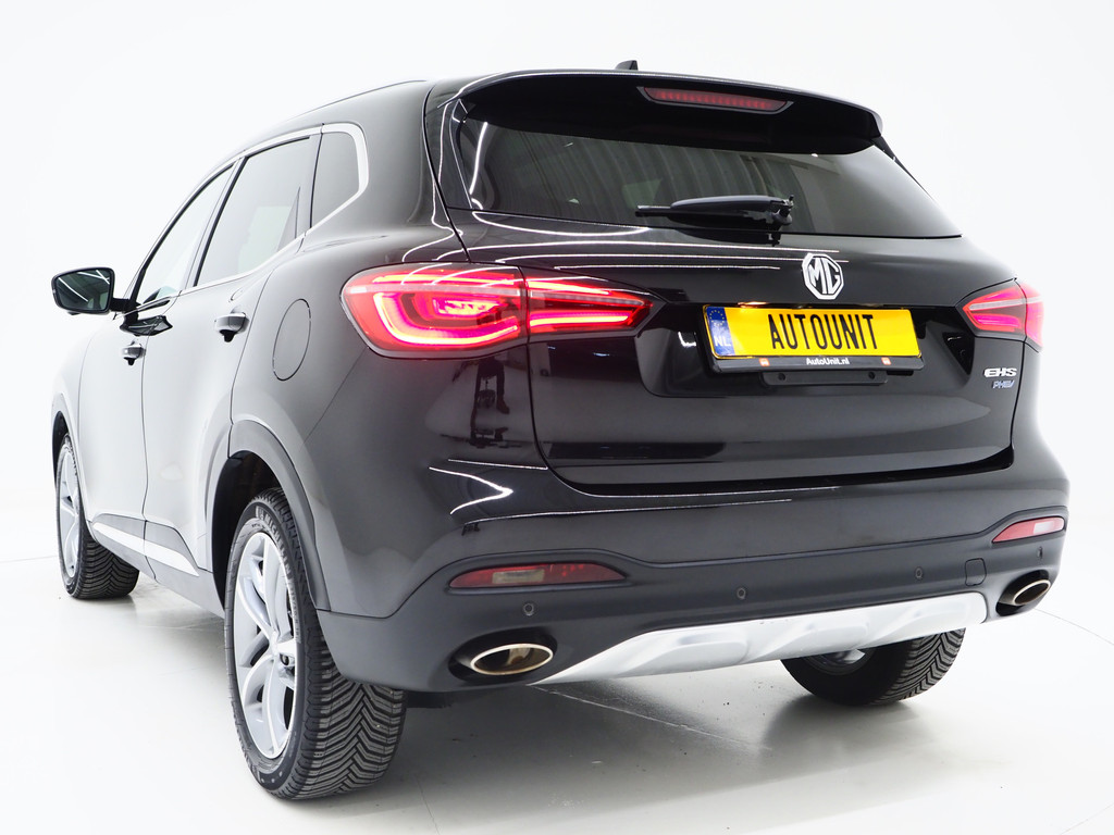 MG EHS 1.5 TGDI Luxury 2