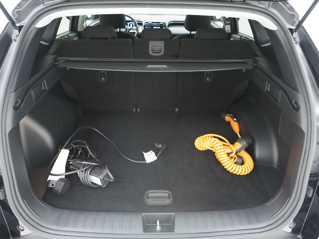 Hyundai Tucson 1.6 T-GDI PHEV 4WD 76