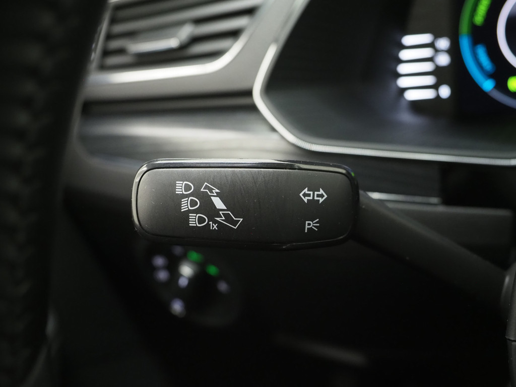 Škoda Superb Combi 1.4 TSI iV Style 22