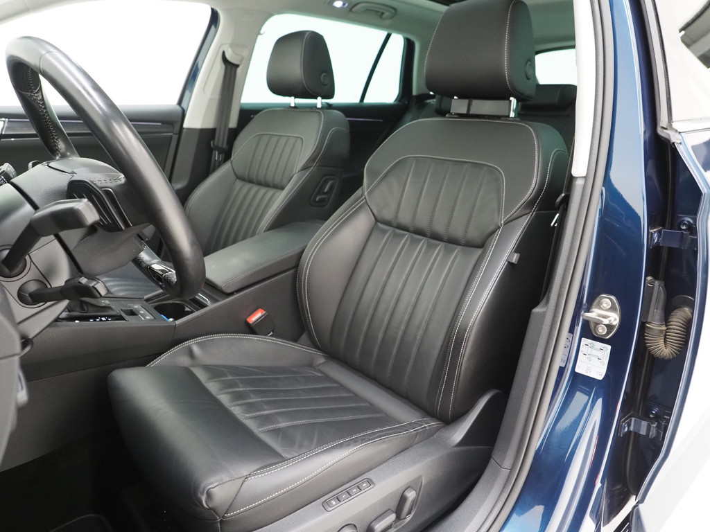 Škoda Superb Combi 1.4 TSI iV Style 3