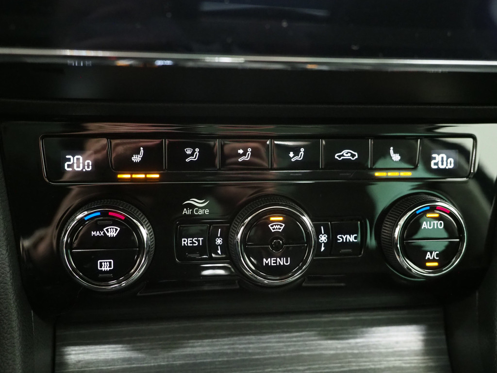 Škoda Superb Combi 1.4 TSI iV Style 75