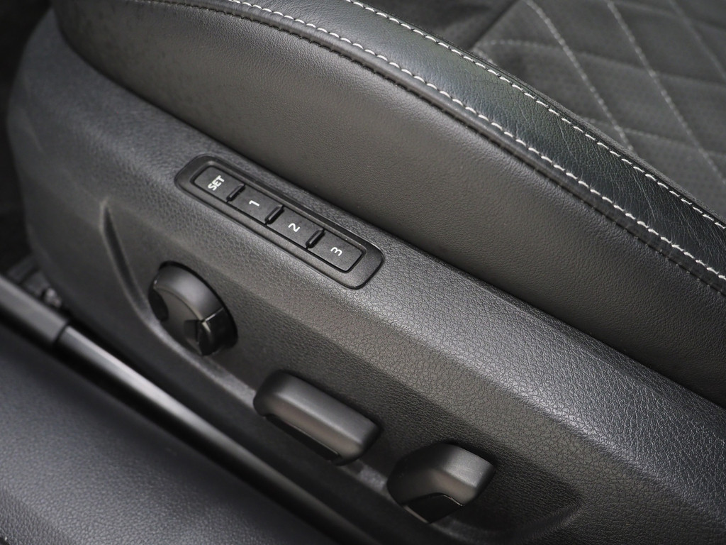 Škoda Superb Combi 1.4 TSI iV Sportline 20