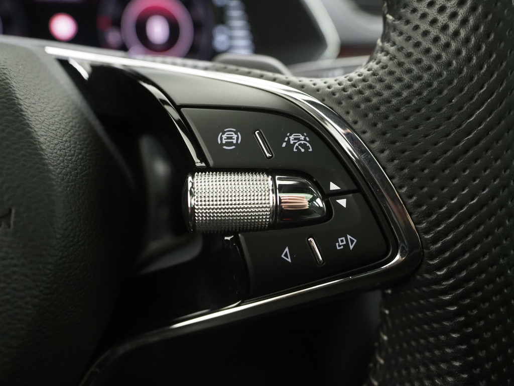 Škoda Superb Combi 1.4 TSI iV Sportline 25