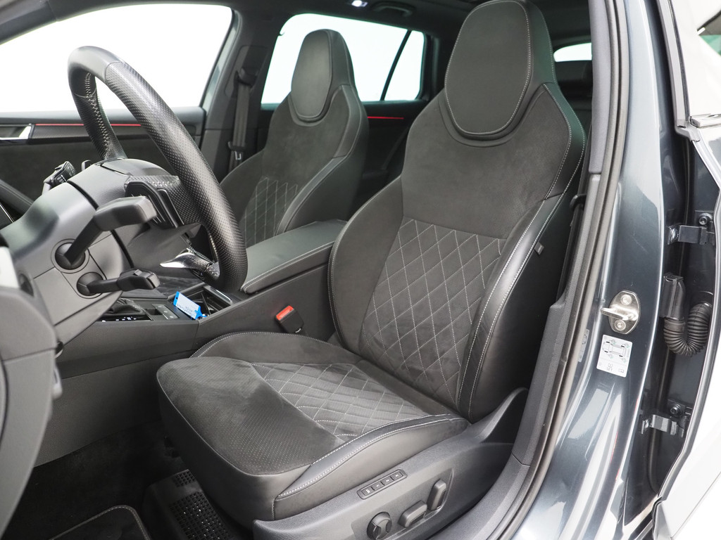 Škoda Superb Combi 1.4 TSI iV Sportline 3