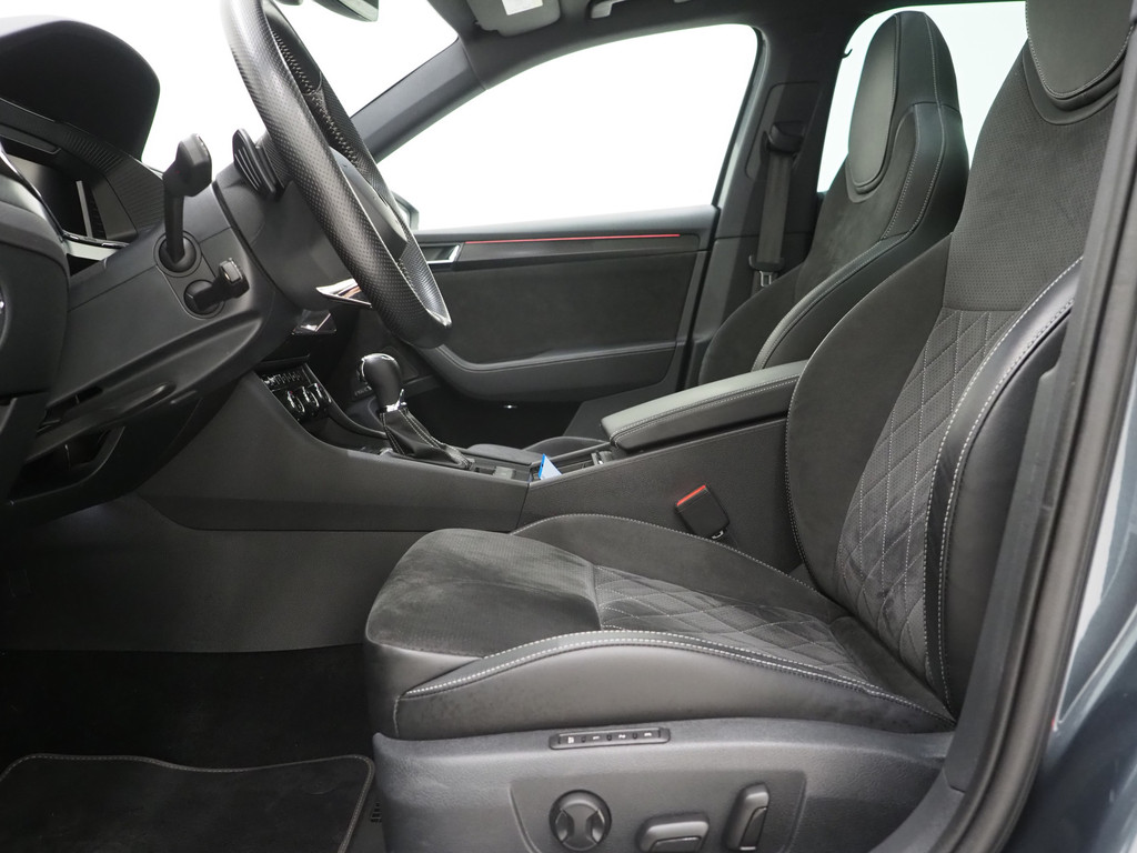 Škoda Superb Combi 1.4 TSI iV Sportline 60