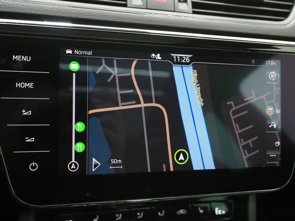 Škoda Superb Combi 1.4 TSI iV Sportline 72