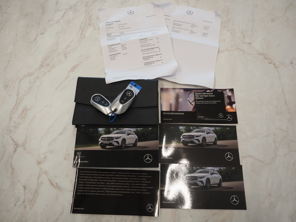 Mercedes-Benz GLC 300e 4MATIC Luxury Line 48