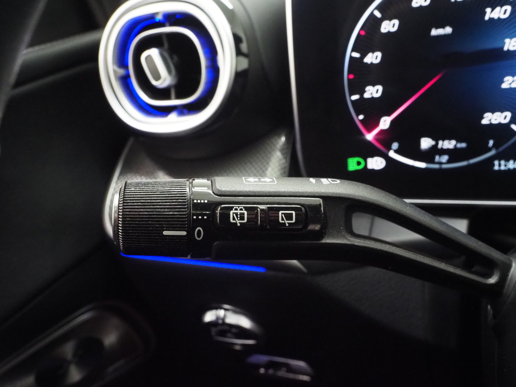 Mercedes-Benz GLC 300e 4MATIC Luxury Line 62