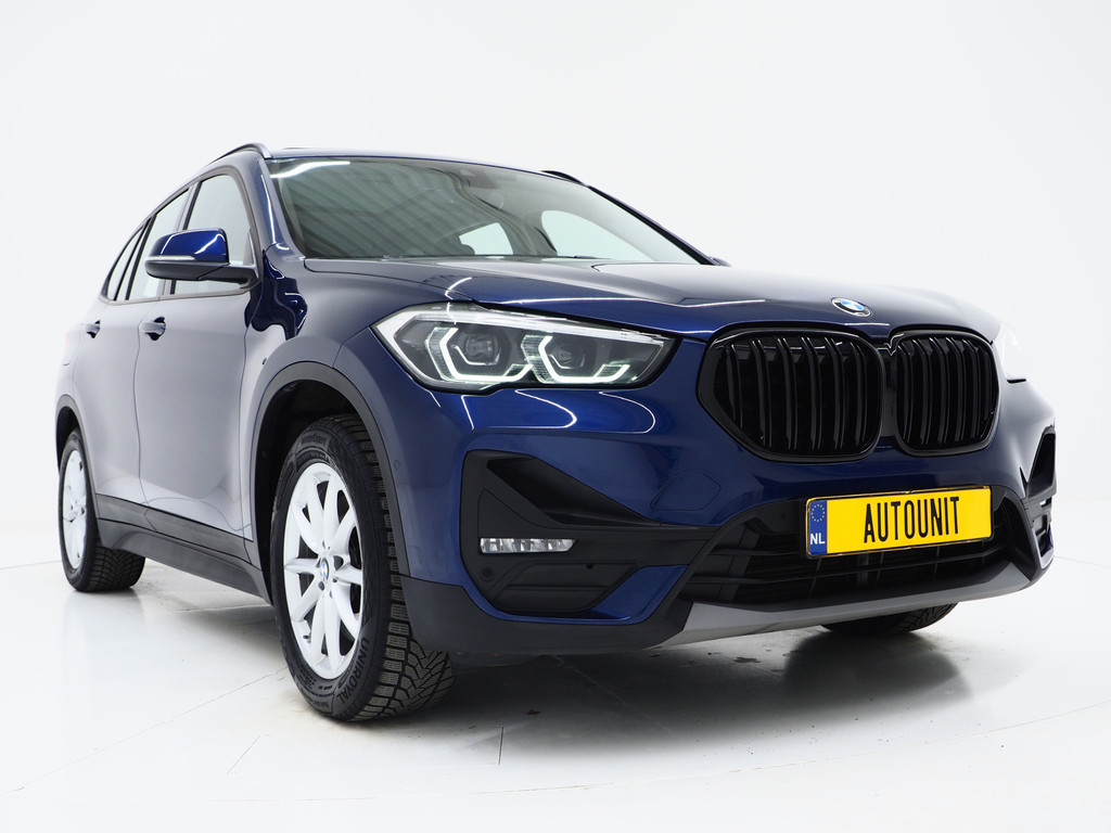 BMW X1 xDrive25e High Executive Shadow 10