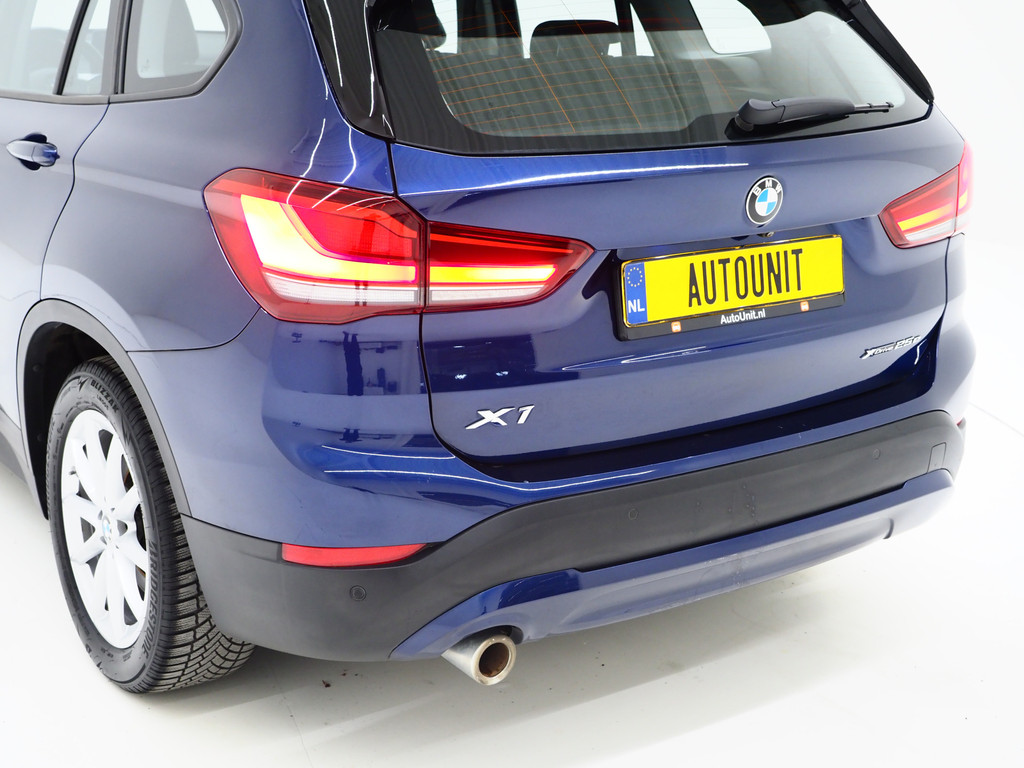 BMW X1 xDrive25e High Executive Shadow 12