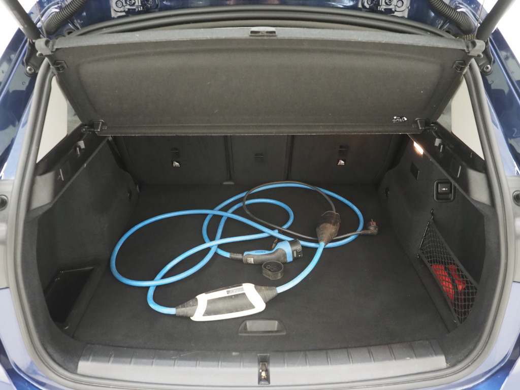 BMW X1 xDrive25e High Executive Shadow 74