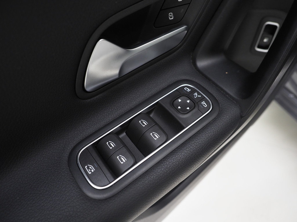 Mercedes-Benz A-Klasse 250 e Panamericana 51