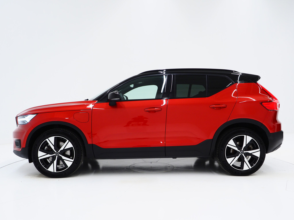 Volvo XC40 1.5 T5 Recharge R-Design 1