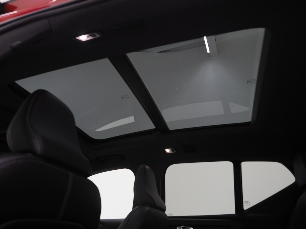 Volvo XC40 1.5 T5 Recharge R-Design 40