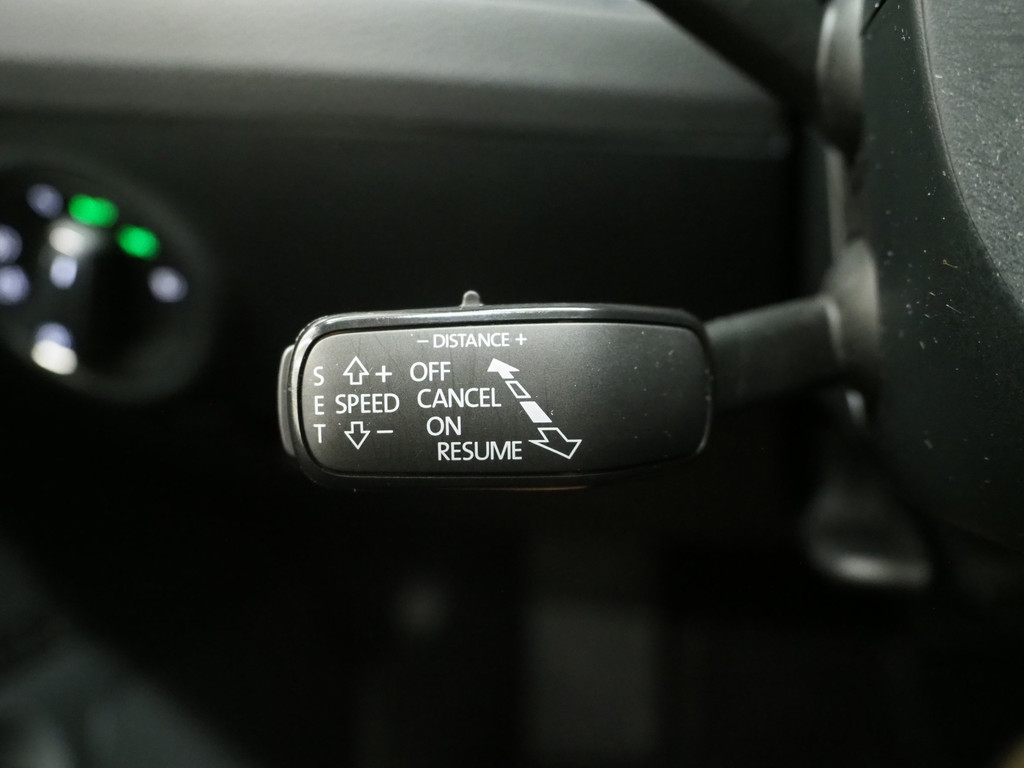 Škoda Superb Combi 1.4 TSI iV Laurin & Klement 23