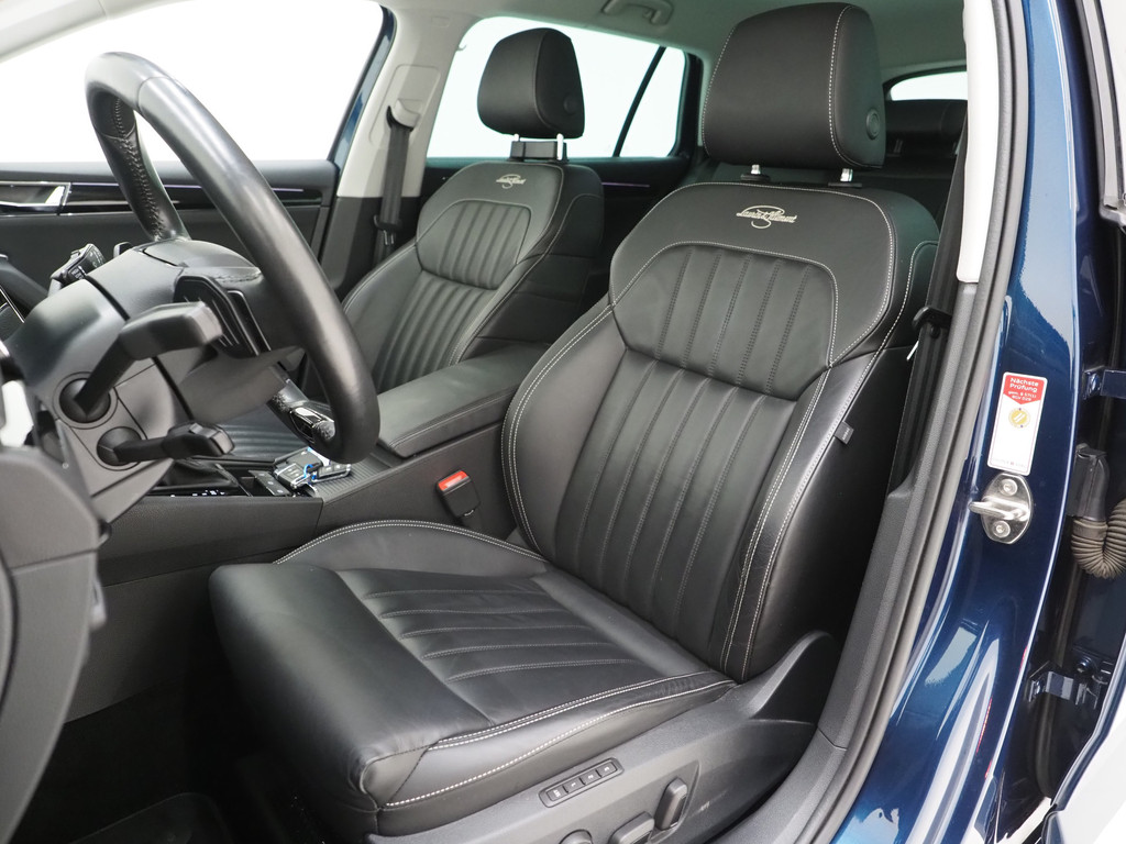 Škoda Superb Combi 1.4 TSI iV Laurin & Klement 45