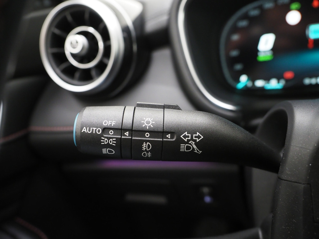 MG EHS 1.5 TGDI Luxury 20