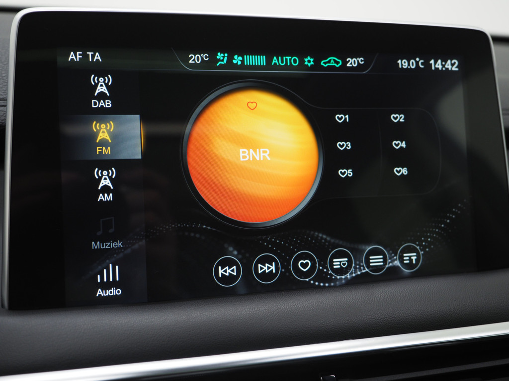 MG EHS 1.5 TGDI Luxury 26