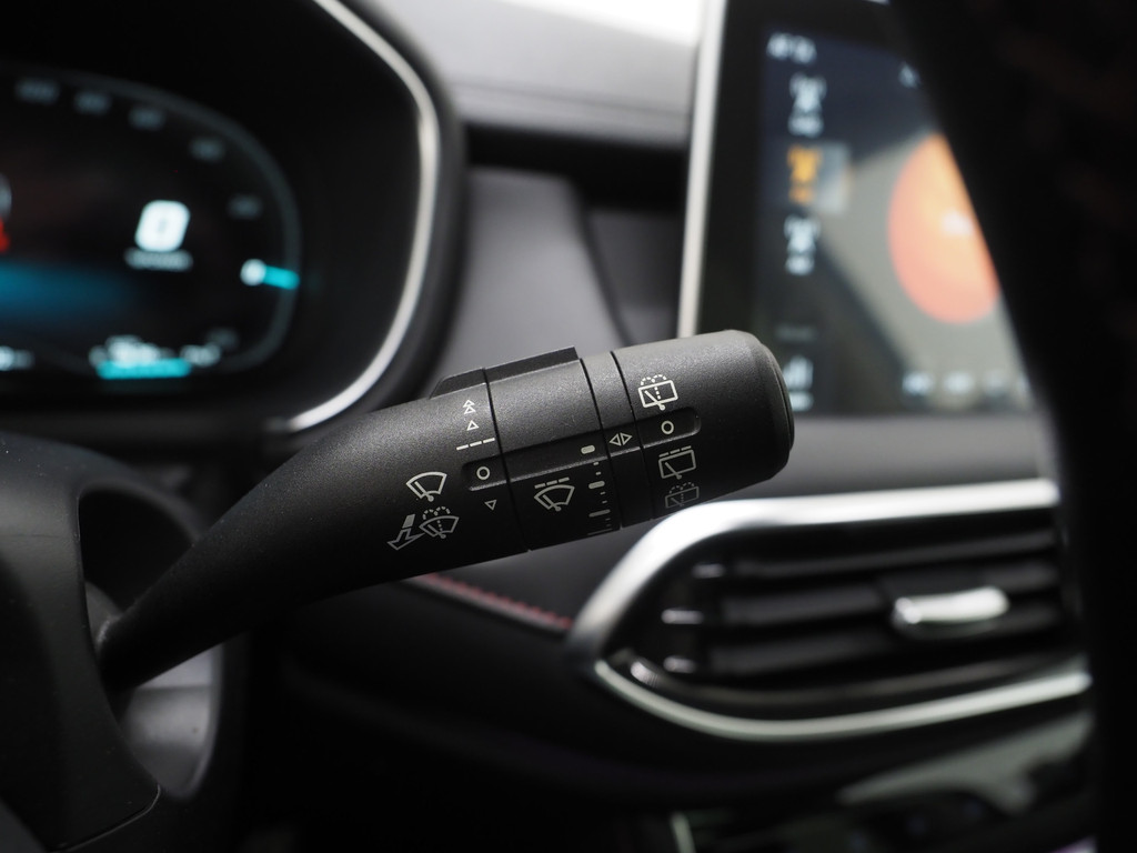 MG EHS 1.5 TGDI Luxury 63