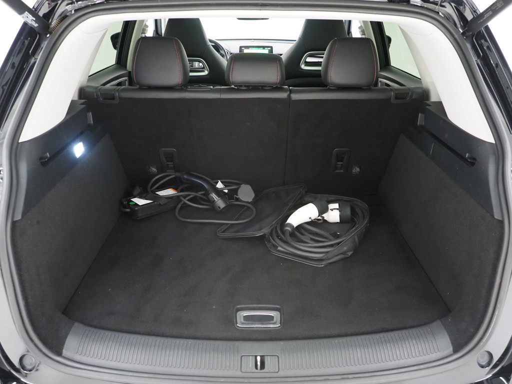 MG EHS 1.5 TGDI Luxury 76