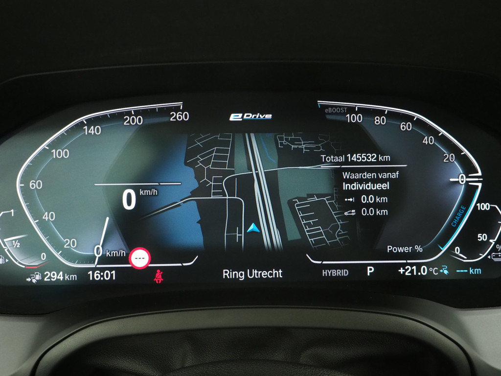 BMW 3 Serie Touring 320e Shadow Line 20