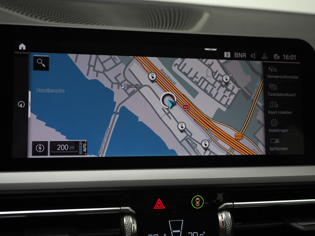 BMW 3 Serie Touring 320e Shadow Line 22