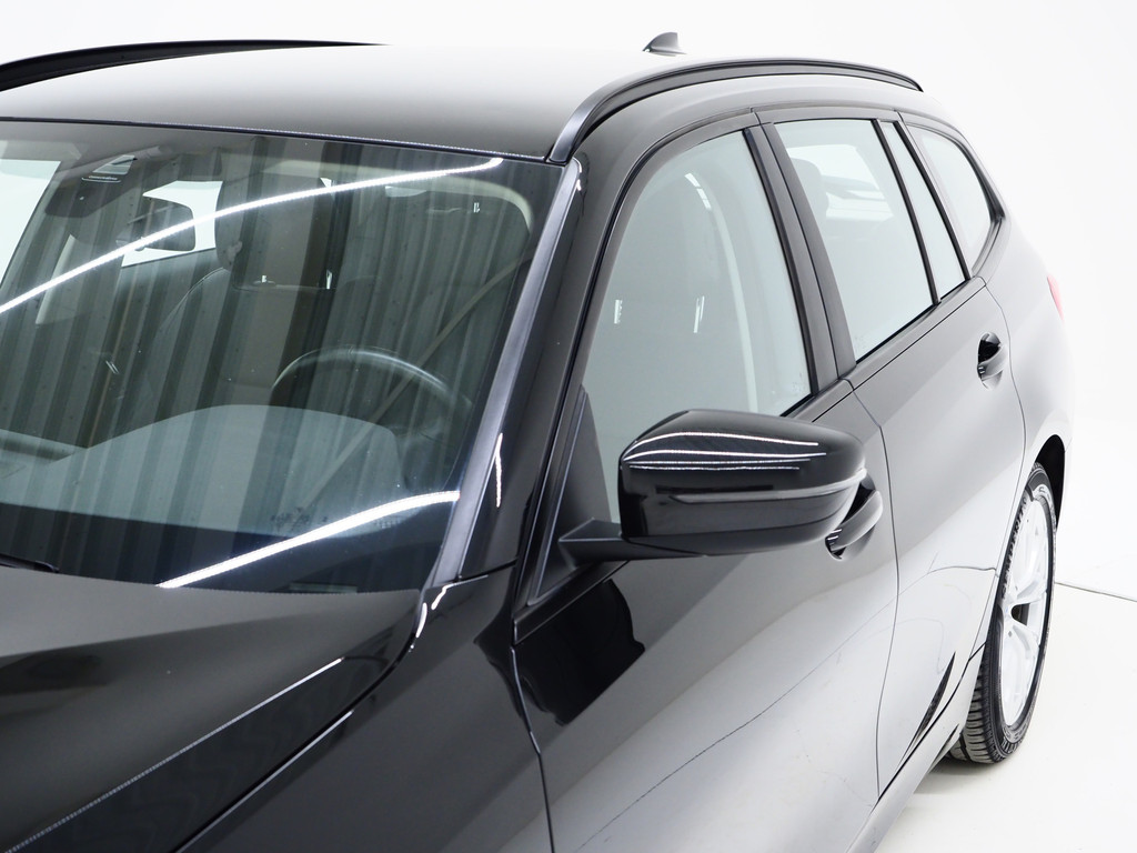 BMW 3 Serie Touring 320e Shadow Line 39